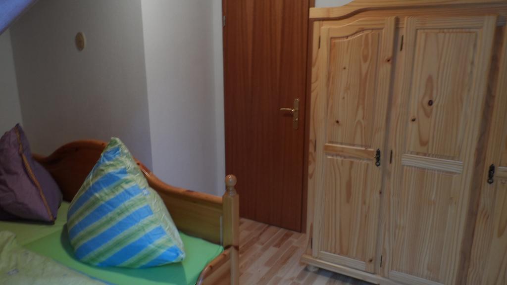 Ferienwohnung Andreas Creglingen Zimmer foto